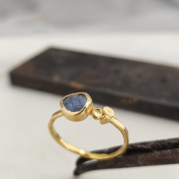 Moissanite ring. 14K yellow gold ring with Blue Moissanite. UNIQUE - Picture 1 of 11